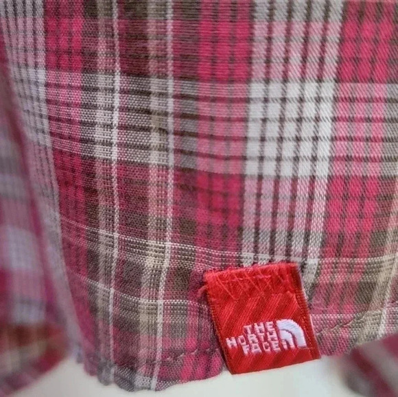 The North Face Women's Long Sleeve Plaid Button Down w/embroidered Flower Size L - Picture 3 of 4